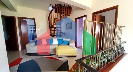 Продажа - Коттедж 290 m² в Ларнаке