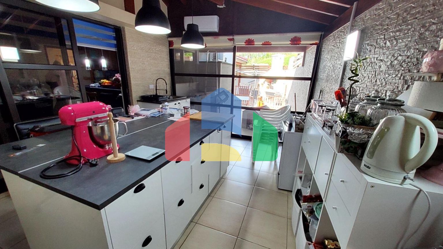 Продажа - Коттедж 290 m² в Ларнаке