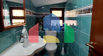 Продажа - Коттедж 290 m² в Ларнаке