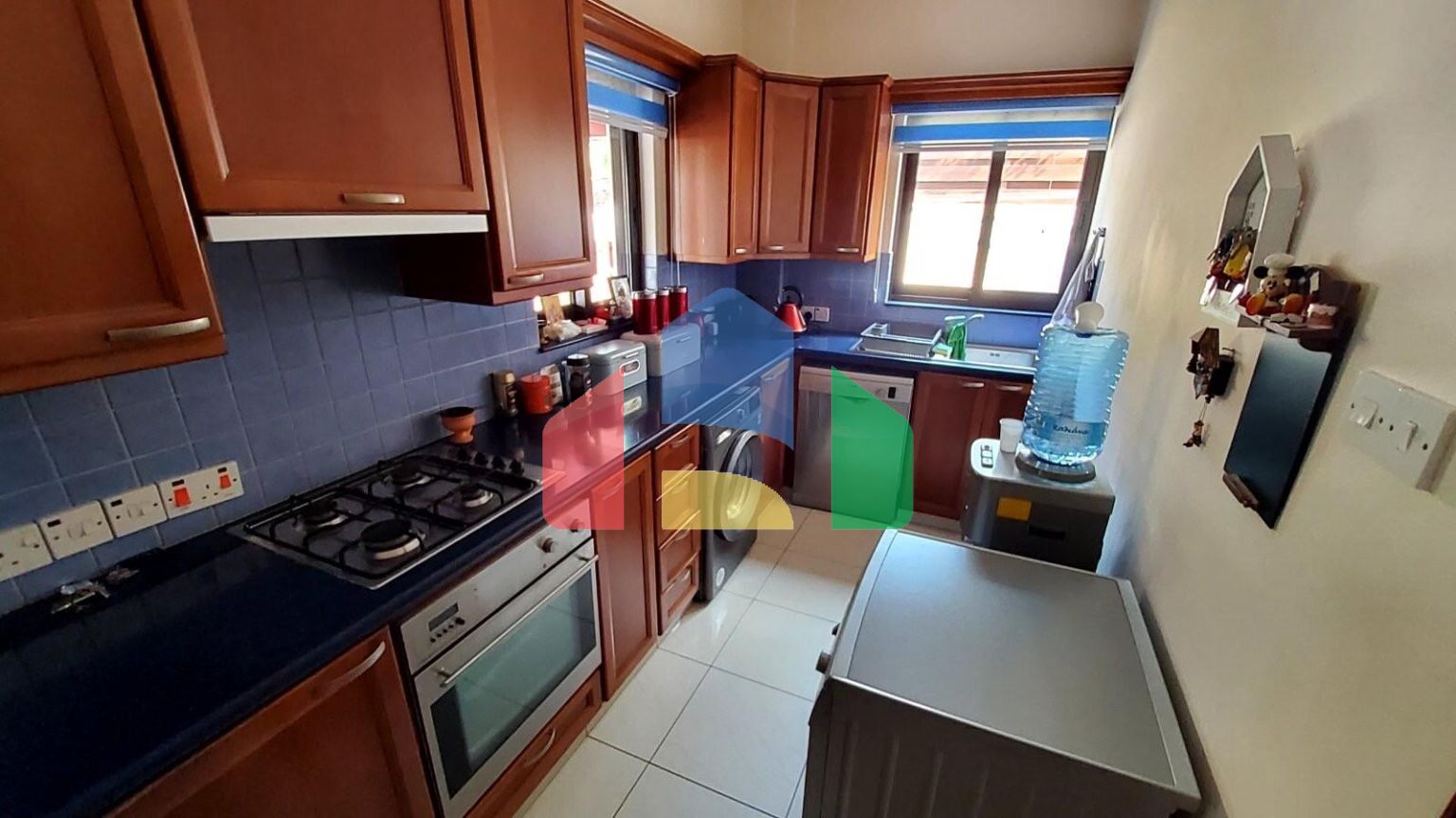 Продажа - Коттедж 290 m² в Ларнаке