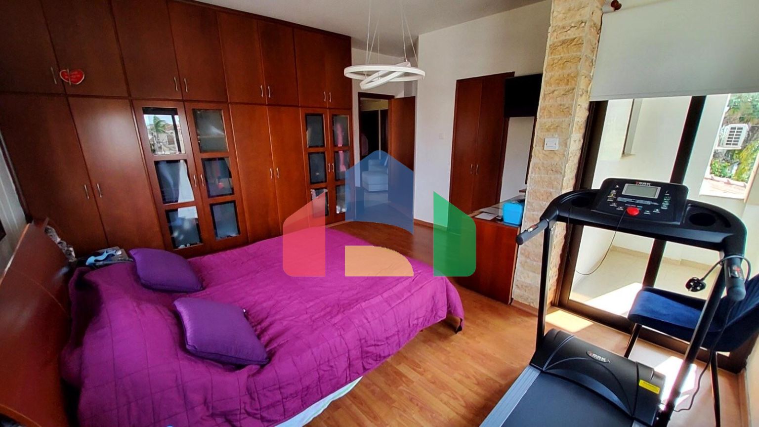 Продажа - Коттедж 290 m² в Ларнаке