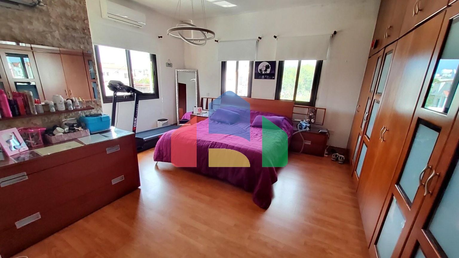 Продажа - Коттедж 290 m² в Ларнаке