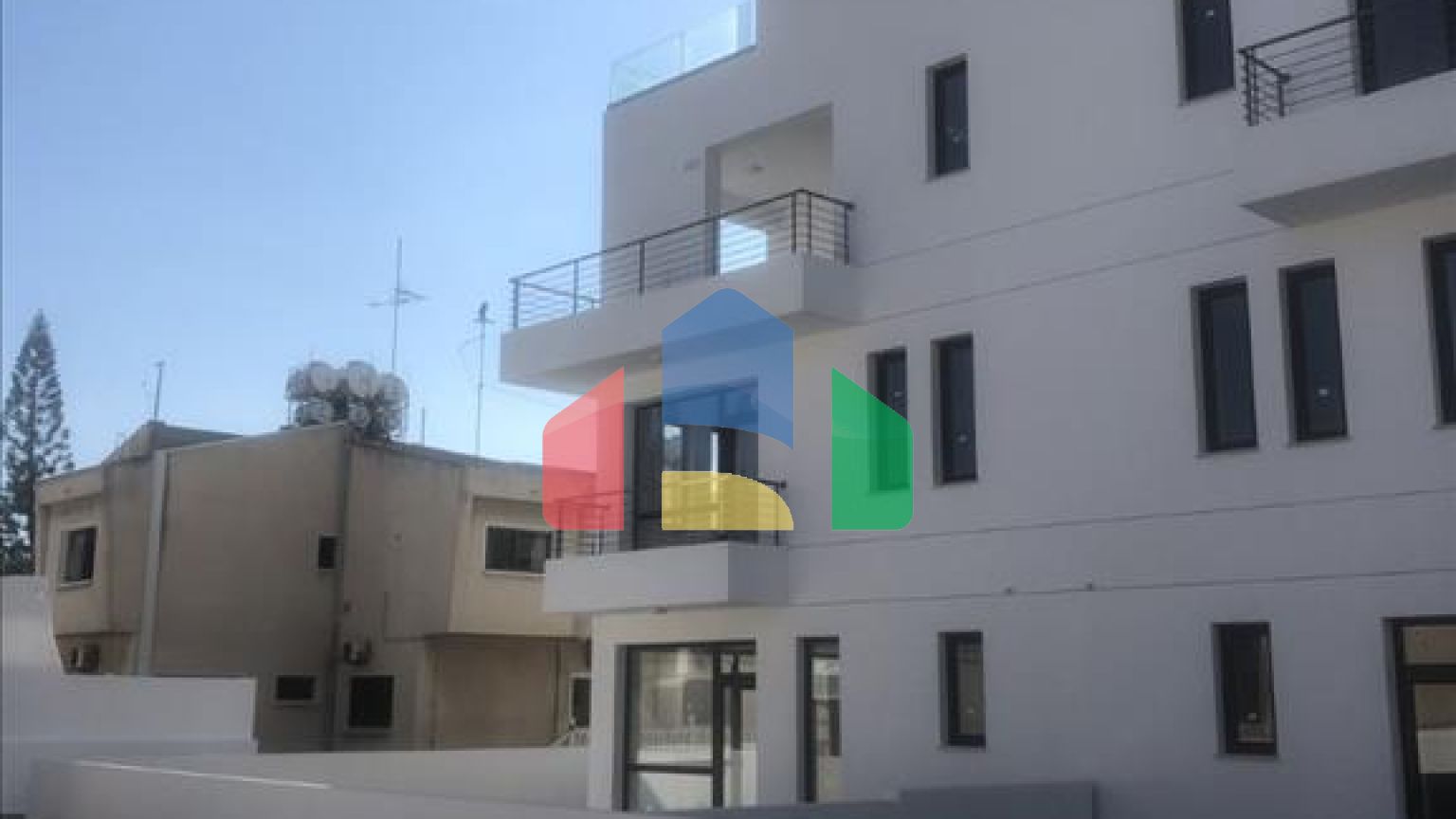 Продаж - Квартира 106 m² В Ларнаке