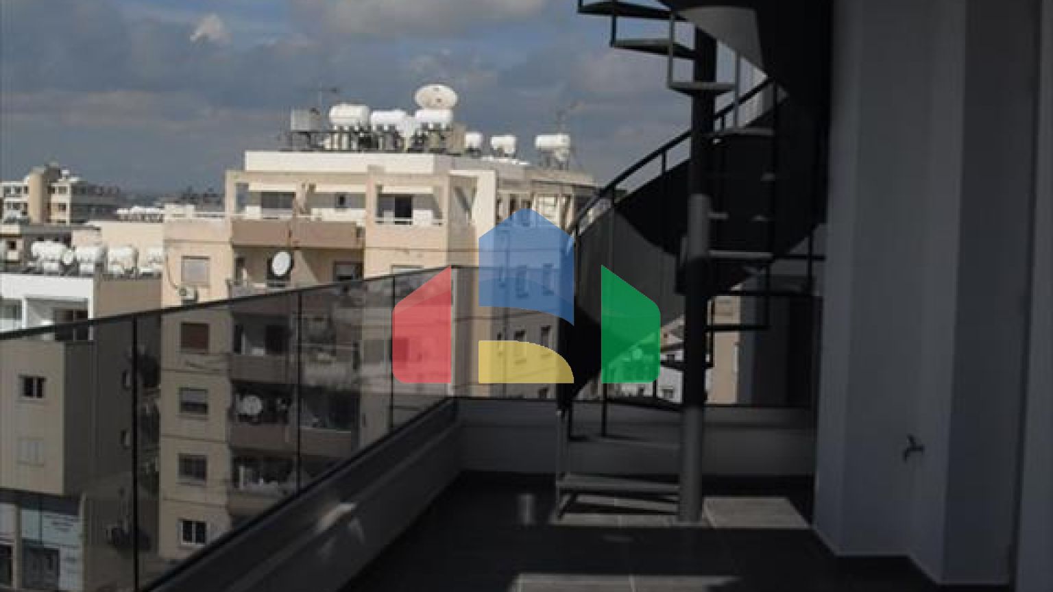 Продажа - Квартира 90 m² в Ларнаке