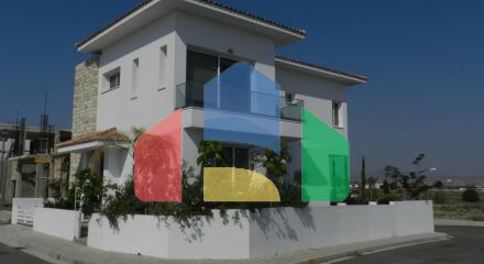 Продажа - Коттедж 172 m² в Ларнаке