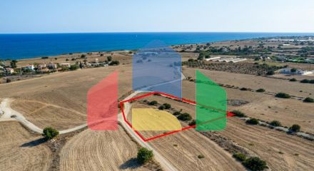 Продаж - Земельна ділянка 3292 m² В Ларнаке