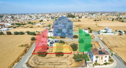 Продаж - Земельна ділянка 652 m² В Ларнаке