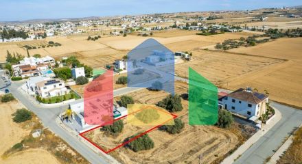 Продаж - Земельна ділянка 652 m² В Ларнаке