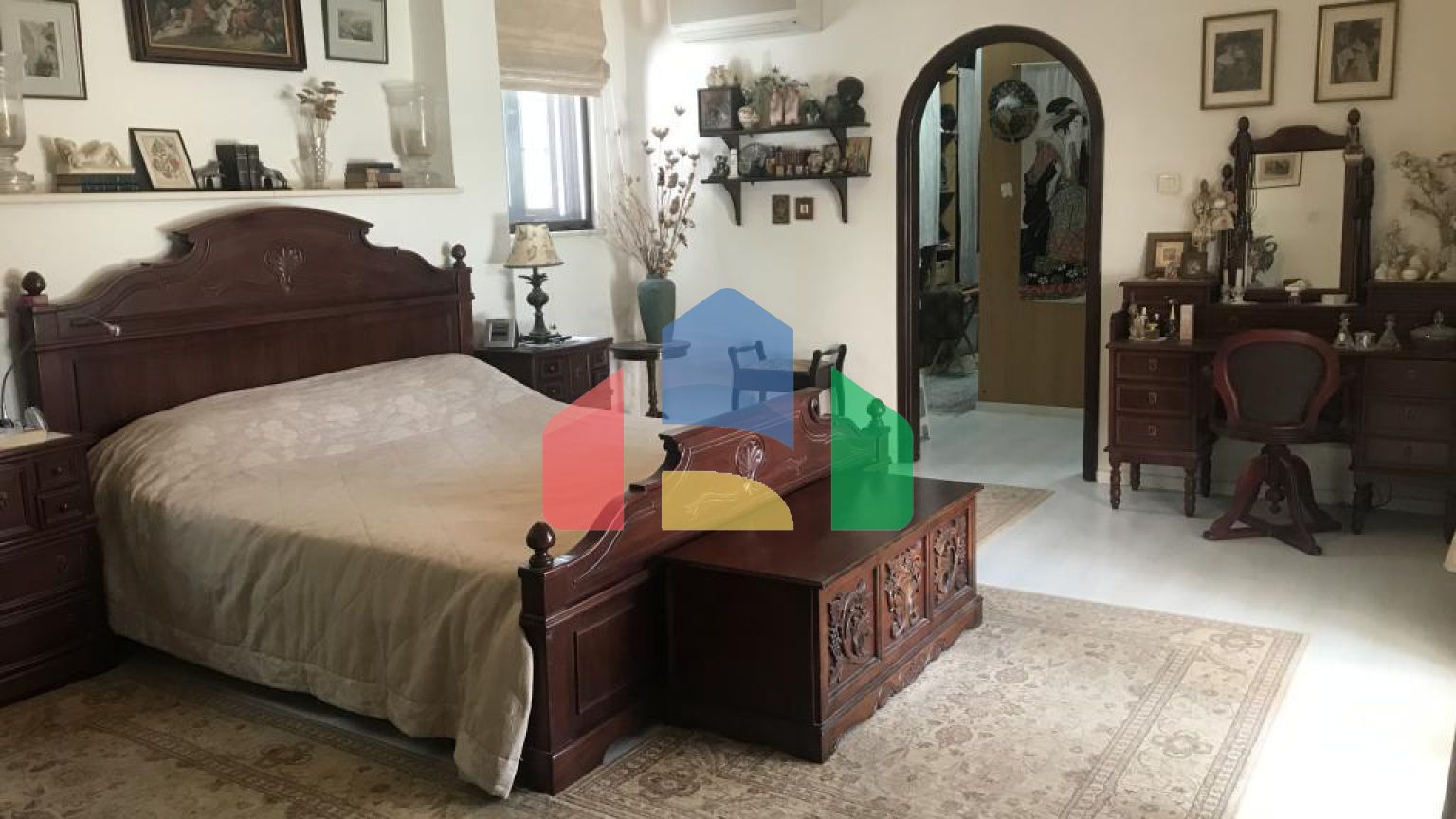 Продаж - Вілла 500 m² В Ларнаке