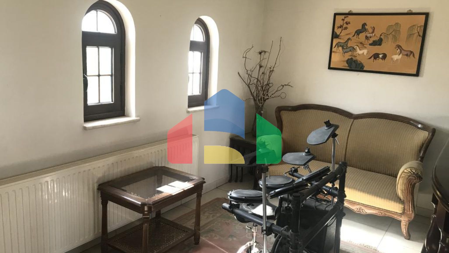 Продаж - Вілла 500 m² В Ларнаке