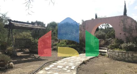 Продаж - Вілла 500 m² В Ларнаке Продаж - Вілла 500 m² В Ларнаке