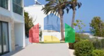 Продажа - Вилла 135 m² в Ларнаке