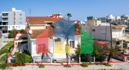 For Sale - Detached house 350 m² in Larnaka