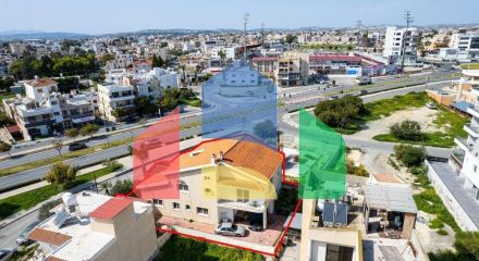 For Sale - Detached house 350 m² in Larnaka