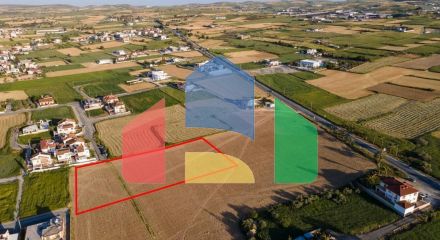 For Sale - Land 4683 m² in Larnaka