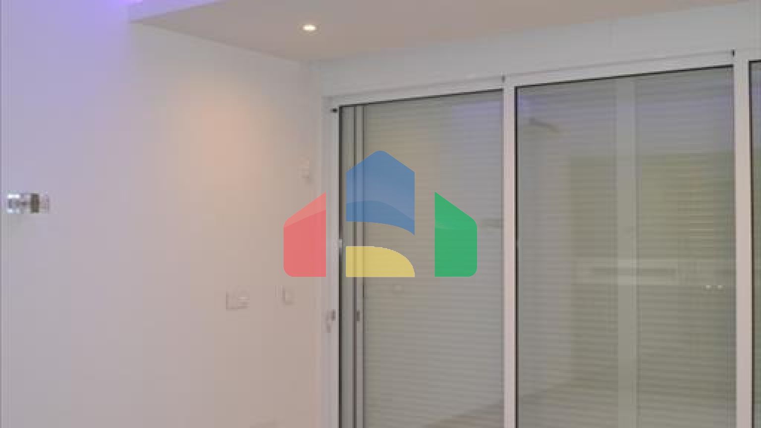 Продаж - Вілла 244 m² В Ларнаке