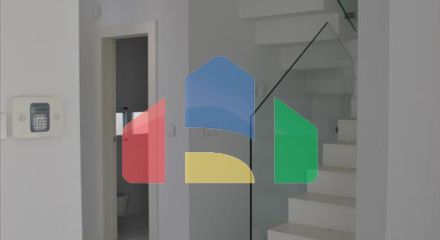 Продаж - Вілла 244 m² В Ларнаке