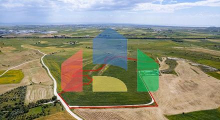 Продажа - Земельный участок 44482 m² в Ларнаке