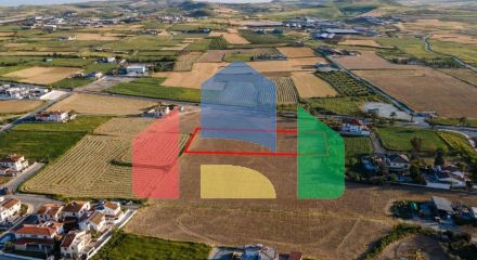 Продажа - Земельный участок 4683 m² в Ларнаке
