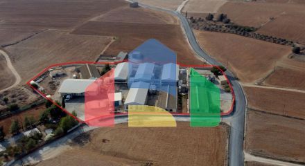 Продаж - Земельна ділянка 10902 m² В Ларнаке