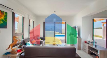 Продаж - Вілла В Ларнаке