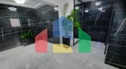 Продаж - Квартира 162 m² В Ларнаке