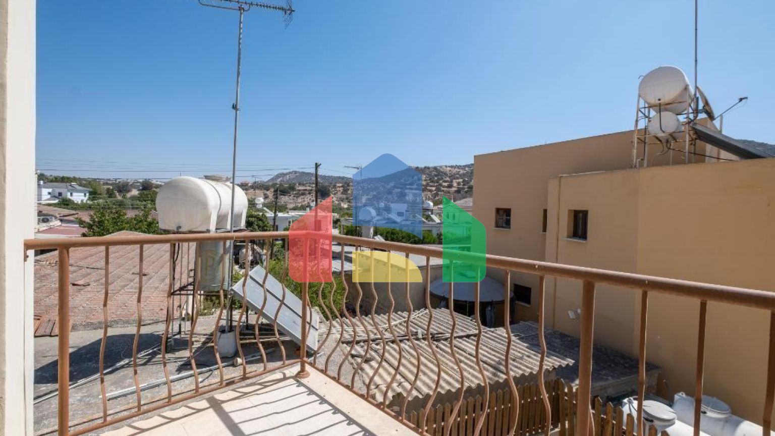 Продажа - Коттедж 198 m² в Ларнаке