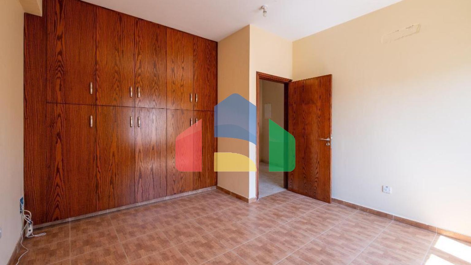 Продажа - Коттедж 198 m² в Ларнаке