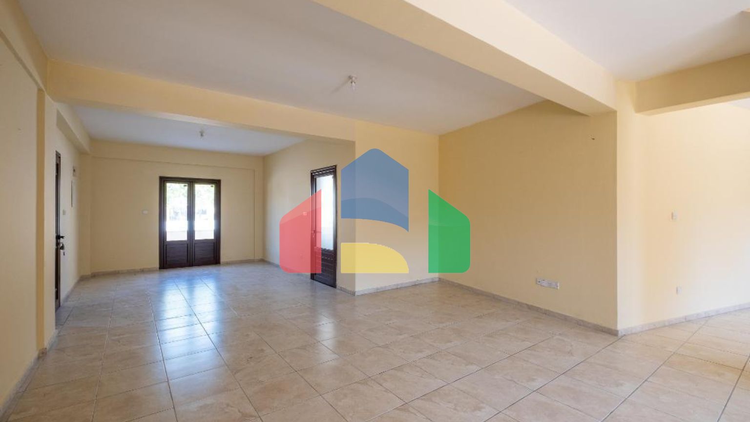 Продажа - Коттедж 198 m² в Ларнаке