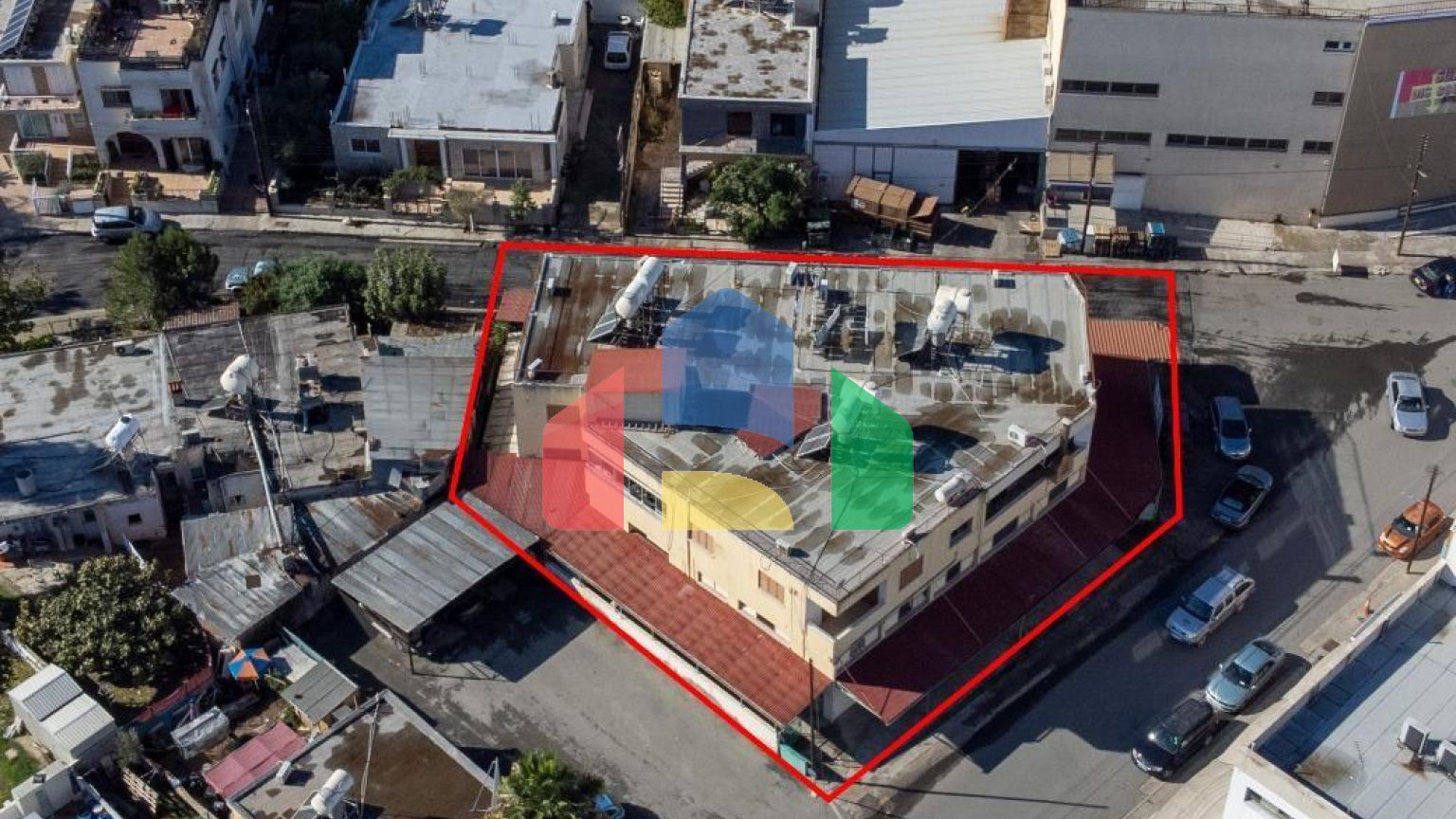 Продажа - Бизнес 736 m² в Ларнаке