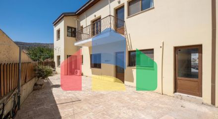 Продажа - Коттедж 136 m² в Ларнаке