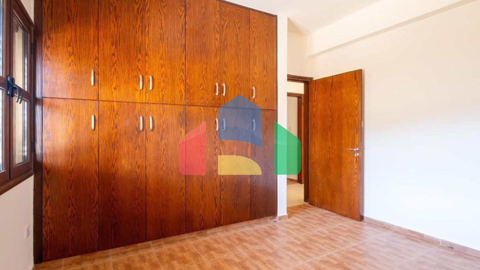 Продажа - Коттедж 136 m² в Ларнаке