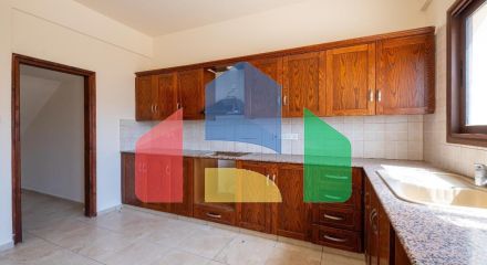 Продажа - Коттедж 136 m² в Ларнаке