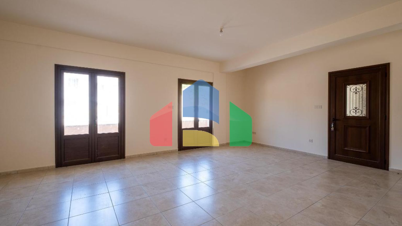 Продажа - Коттедж 136 m² в Ларнаке