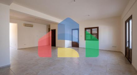 Продажа - Коттедж 136 m² в Ларнаке