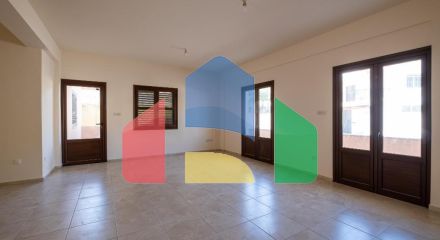 Продажа - Коттедж 136 m² в Ларнаке