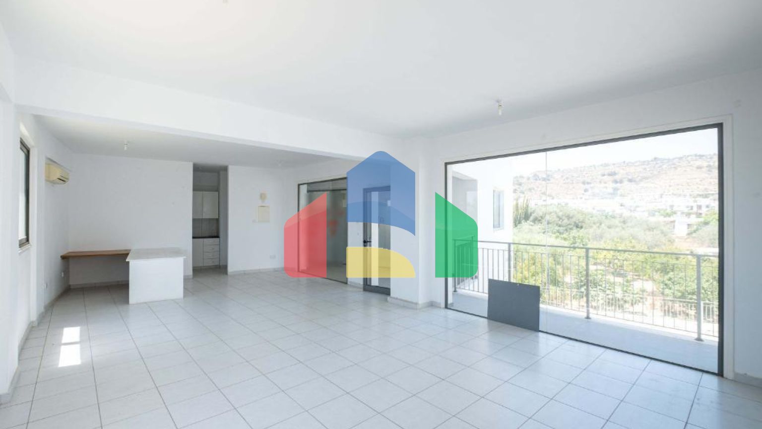 Продажа - Бизнес 182 m² в Ларнаке