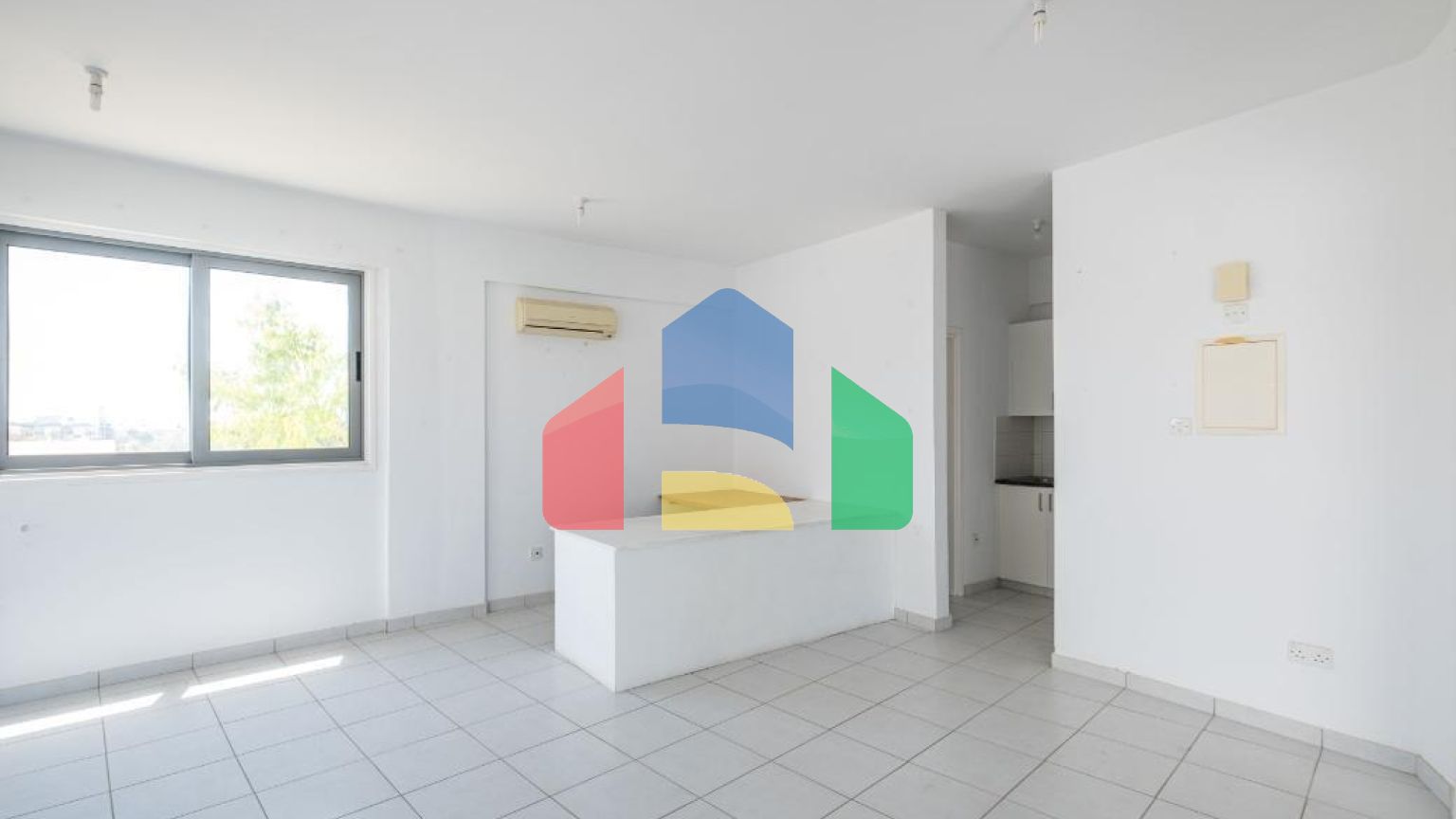 Продажа - Бизнес 182 m² в Ларнаке