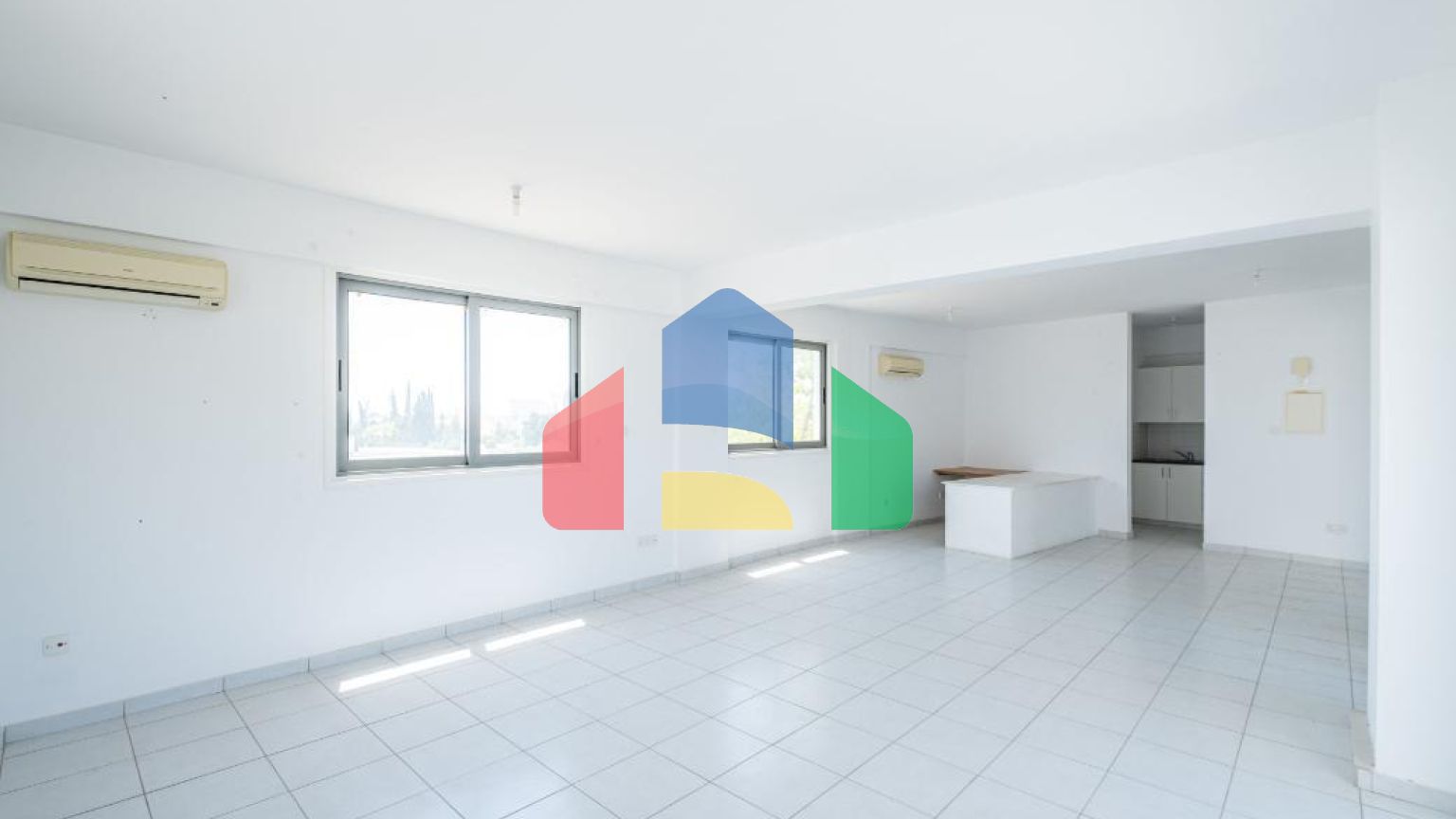 Продажа - Бизнес 182 m² в Ларнаке