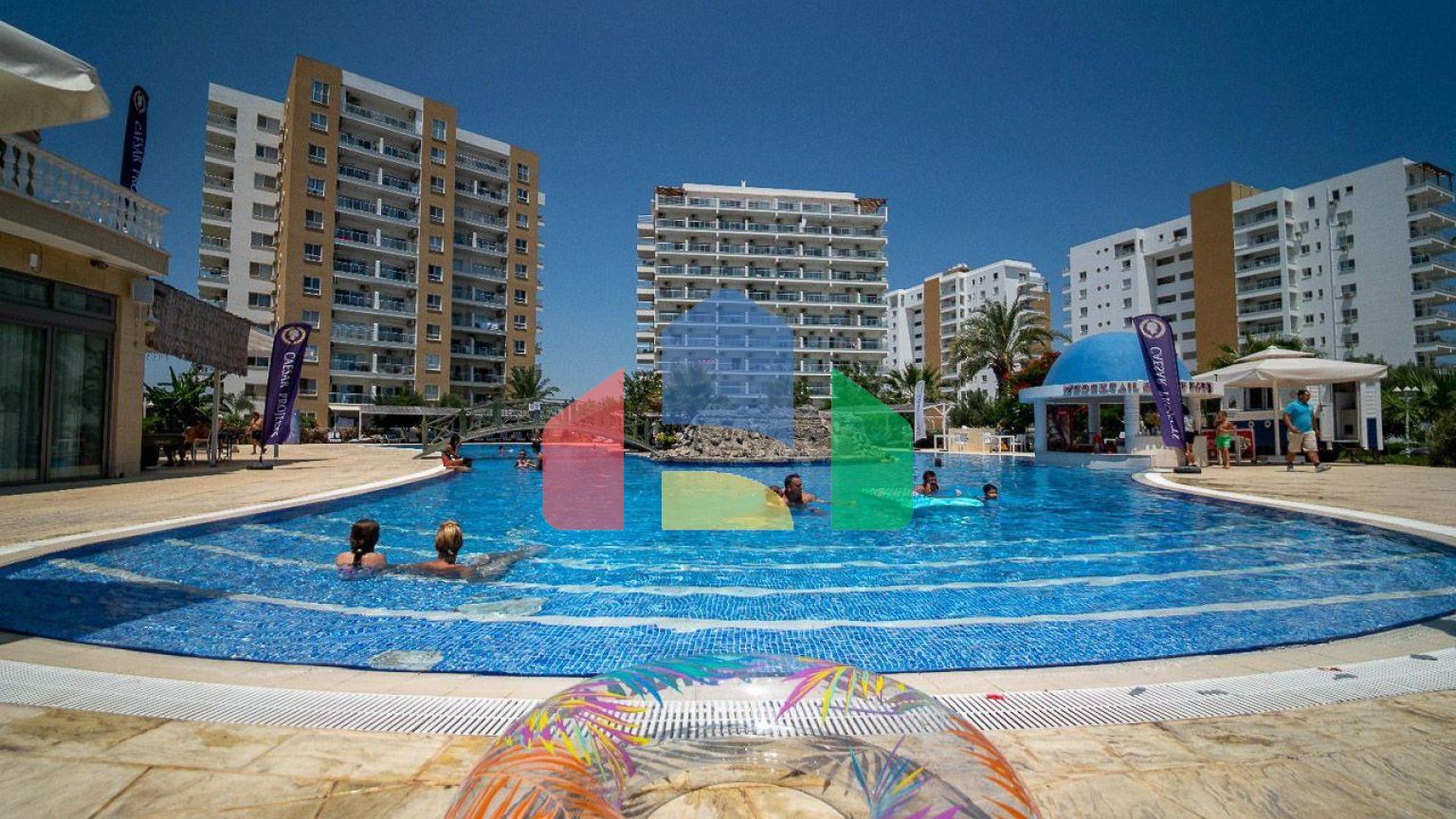 2-комнатные апартаменты 60 м2 + 11 м2 балкон В СПА-комплексе в 600 метрах от песчаного пляжа