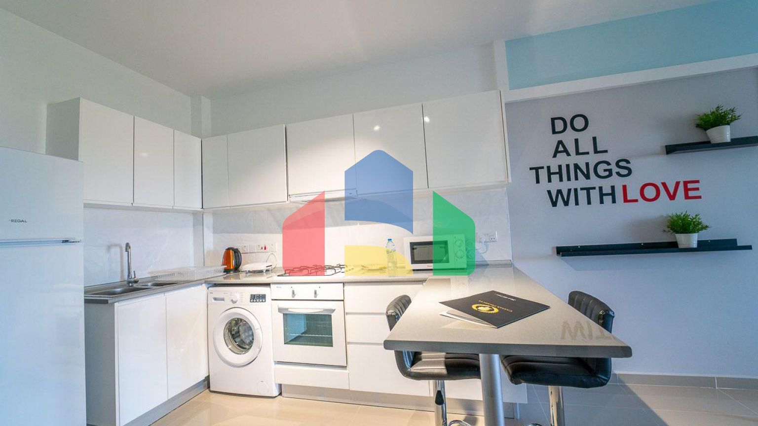 2-комнатные апартаменты 60 м2 + 11 м2 балкон В СПА-комплексе в 600 метрах от песчаного пляжа