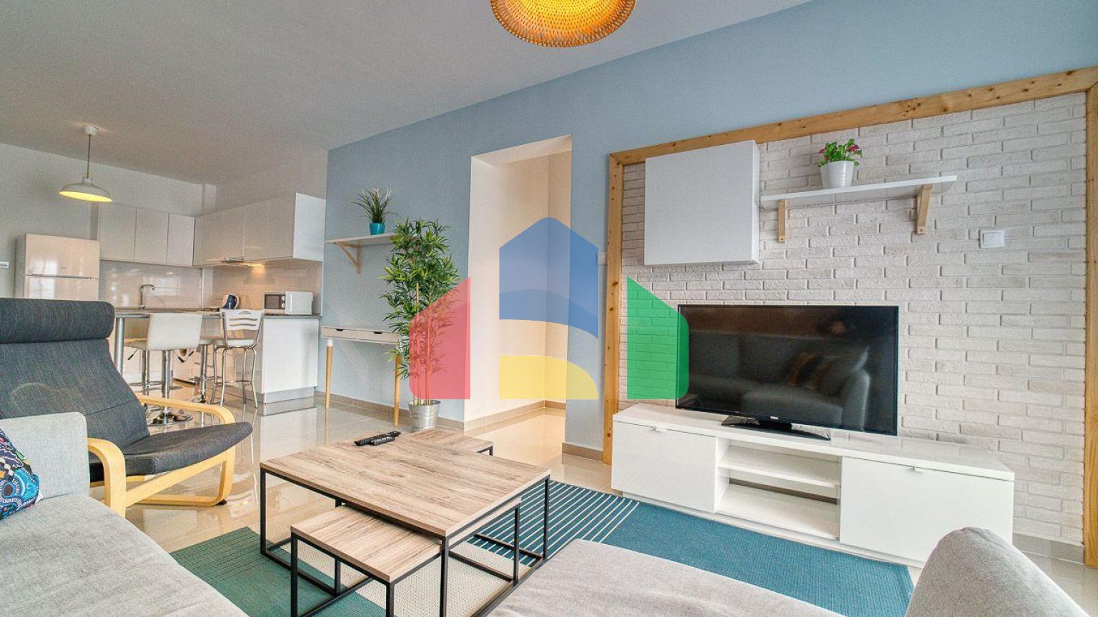 2-комнатные апартаменты 60 м2 + 11 м2 балкон В СПА-комплексе в 600 метрах от песчаного пляжа