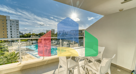 Studio of 46 m2 + 8 m2 balcony in a spa complex, 600 meters from a sandy beach