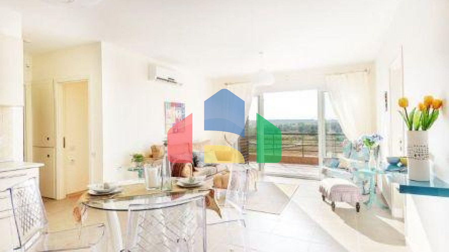 4-комнатные апартаменты 94 м2 в СПА - комплексе в 100 метрах от песчаного пляжа.