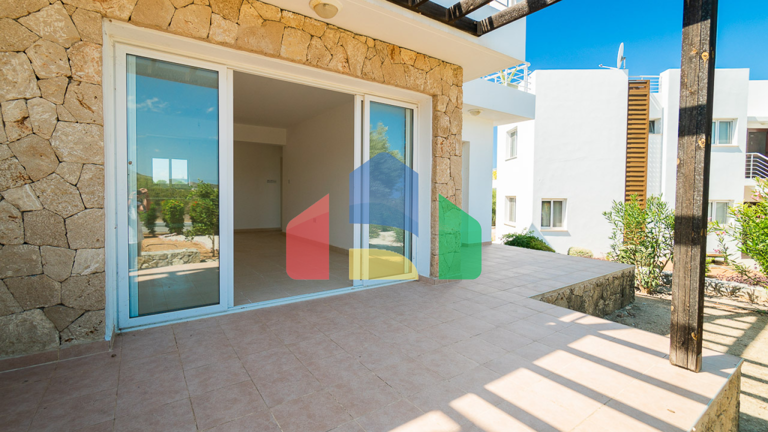 3-комнатные апартаменты 71,4 м2 в 5 минутах от моря