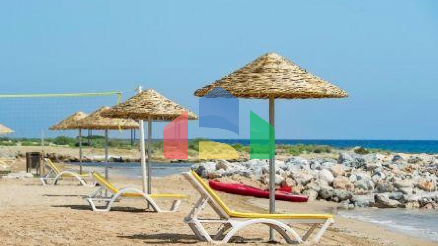 4-комнатные апартаменты 120 м2 с собственным приватным бассейном в СПА - комплексе в 100 метрах от песчаного пляжа