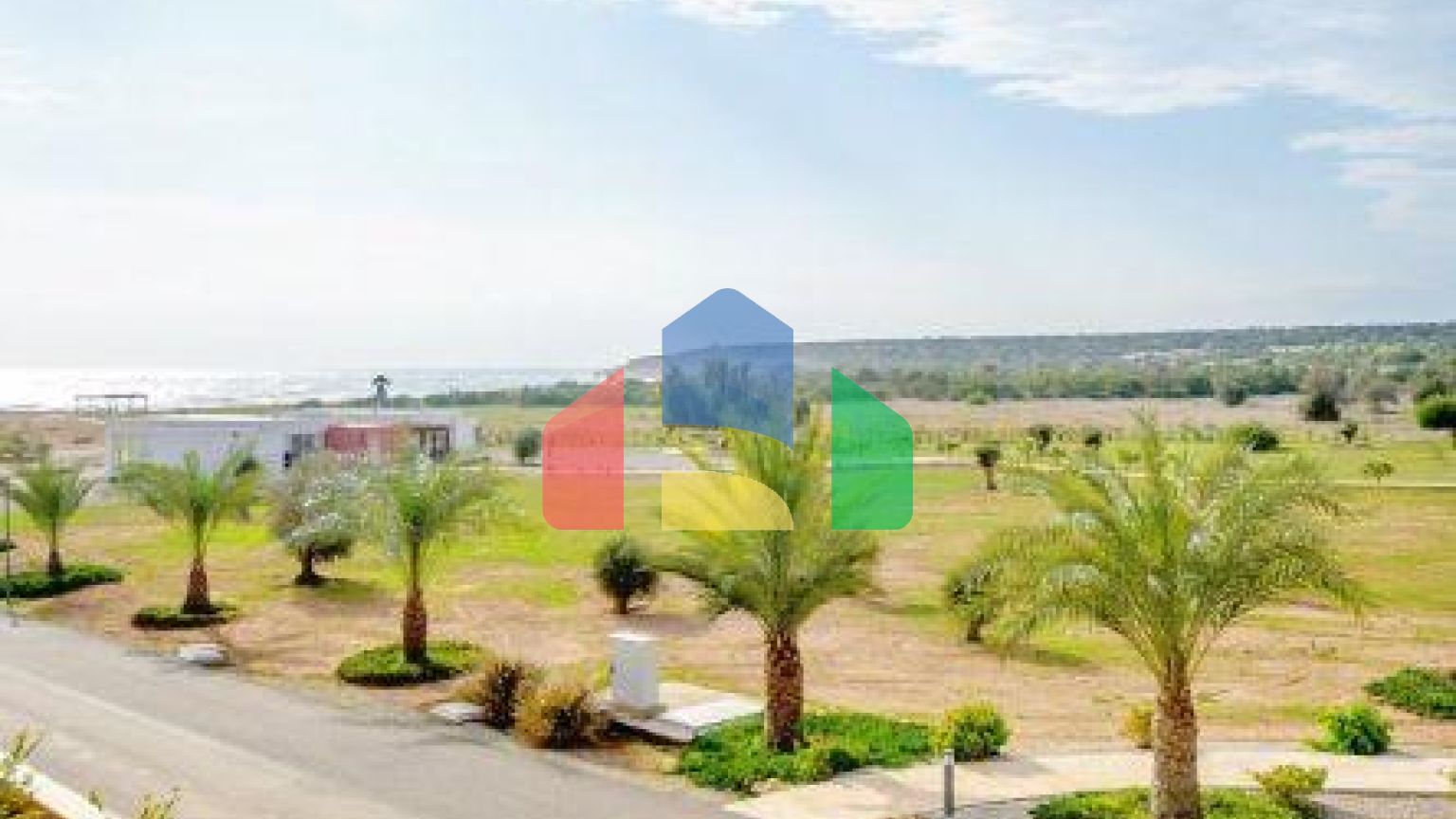 4-комнатные апартаменты 120 м2 с собственным приватным бассейном в СПА - комплексе в 100 метрах от песчаного пляжа