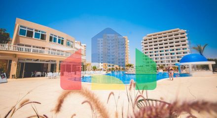 5-room penthouse 198 m2 + 40m2 terrace in a spa complex 600 meters from the sandy beach