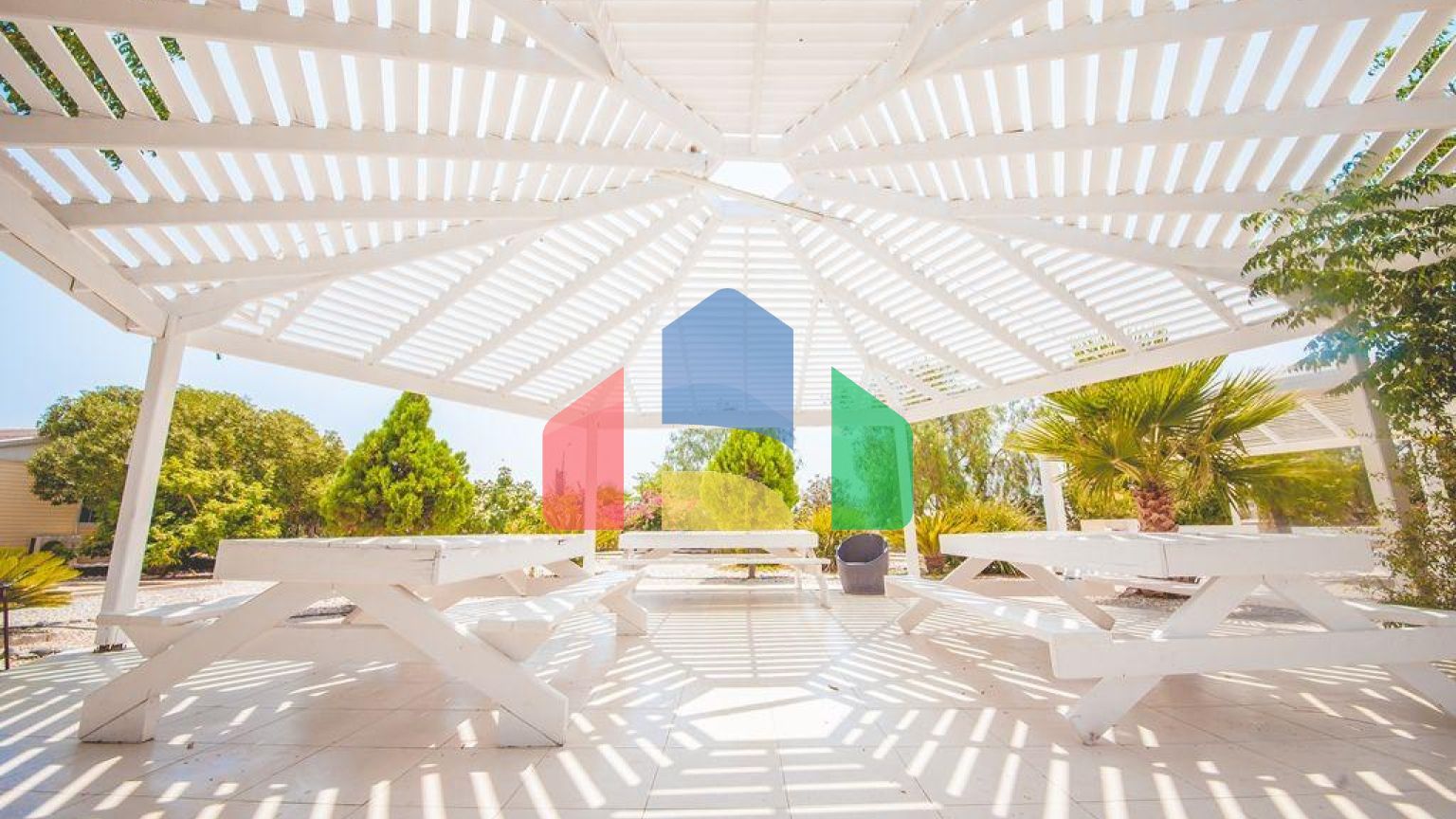 5-комнатный пентхаус 198 м2 + 40м2 терраса в СПА - комплексе в 600 метрах от песчаного пляжа