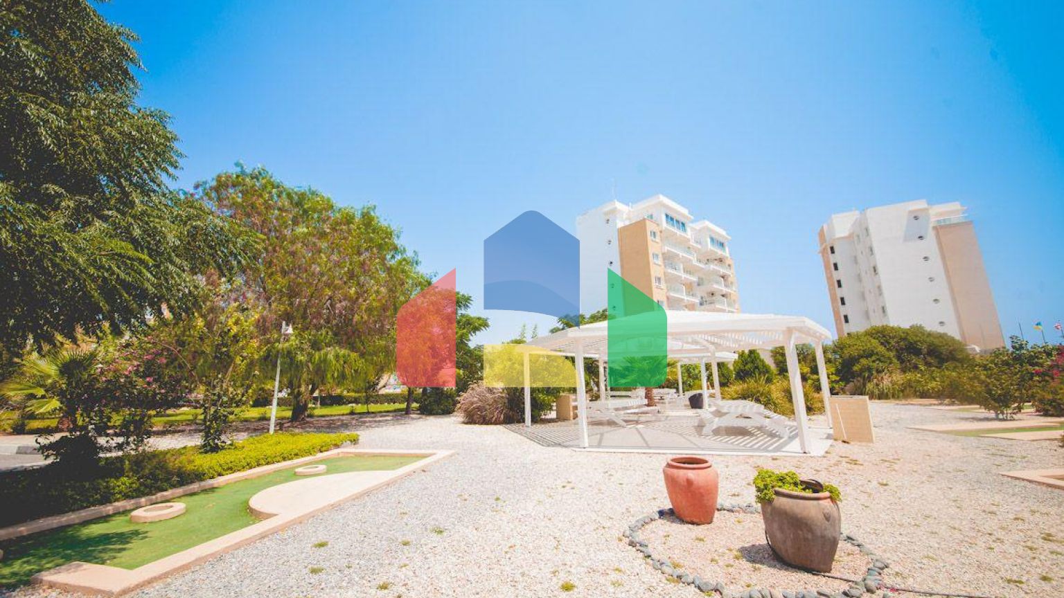 5-комнатный пентхаус 198 м2 + 40м2 терраса в СПА - комплексе в 600 метрах от песчаного пляжа